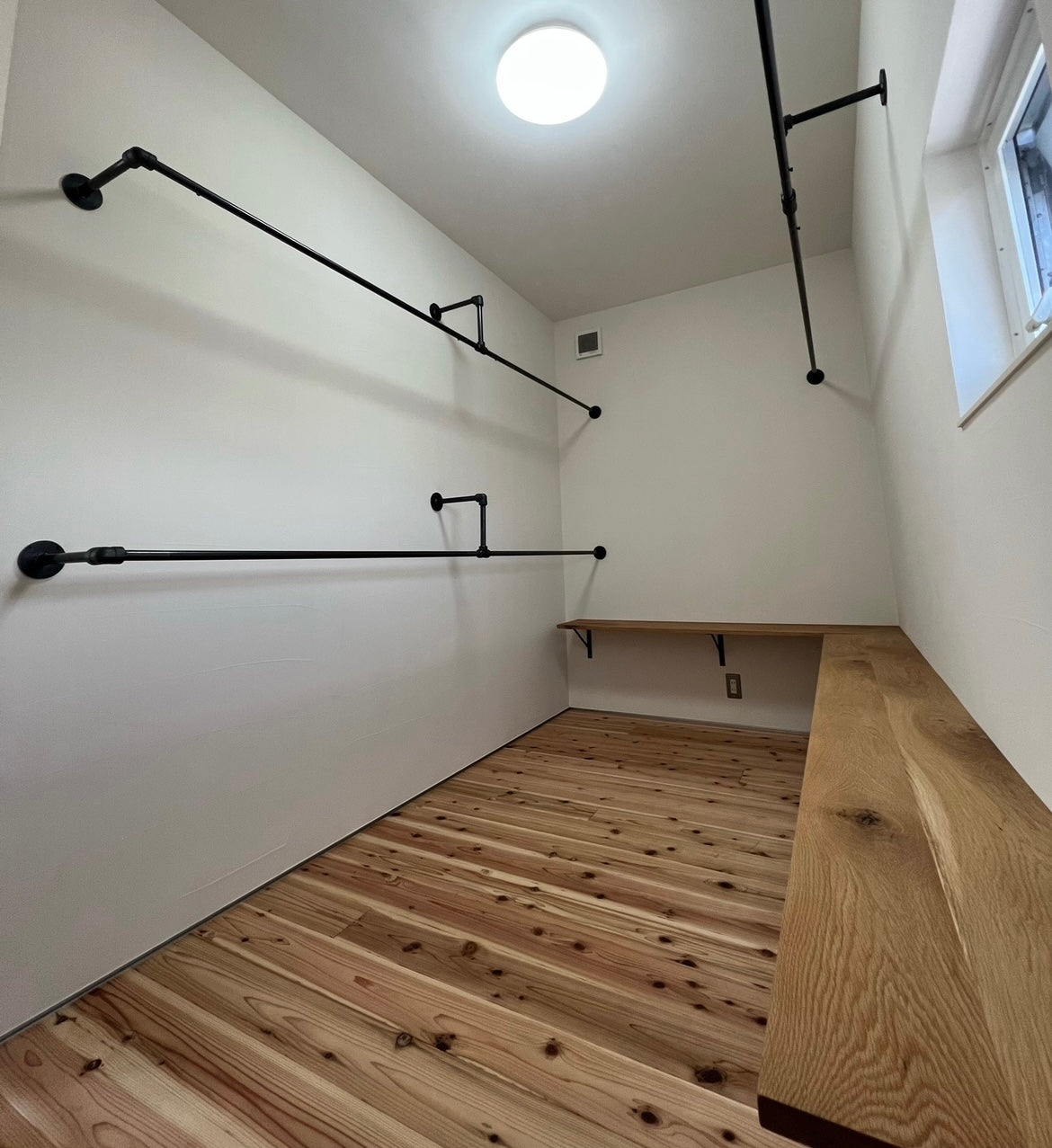 w-029 ハンガーパイプ / ウォールシェルフ / 懸垂バー