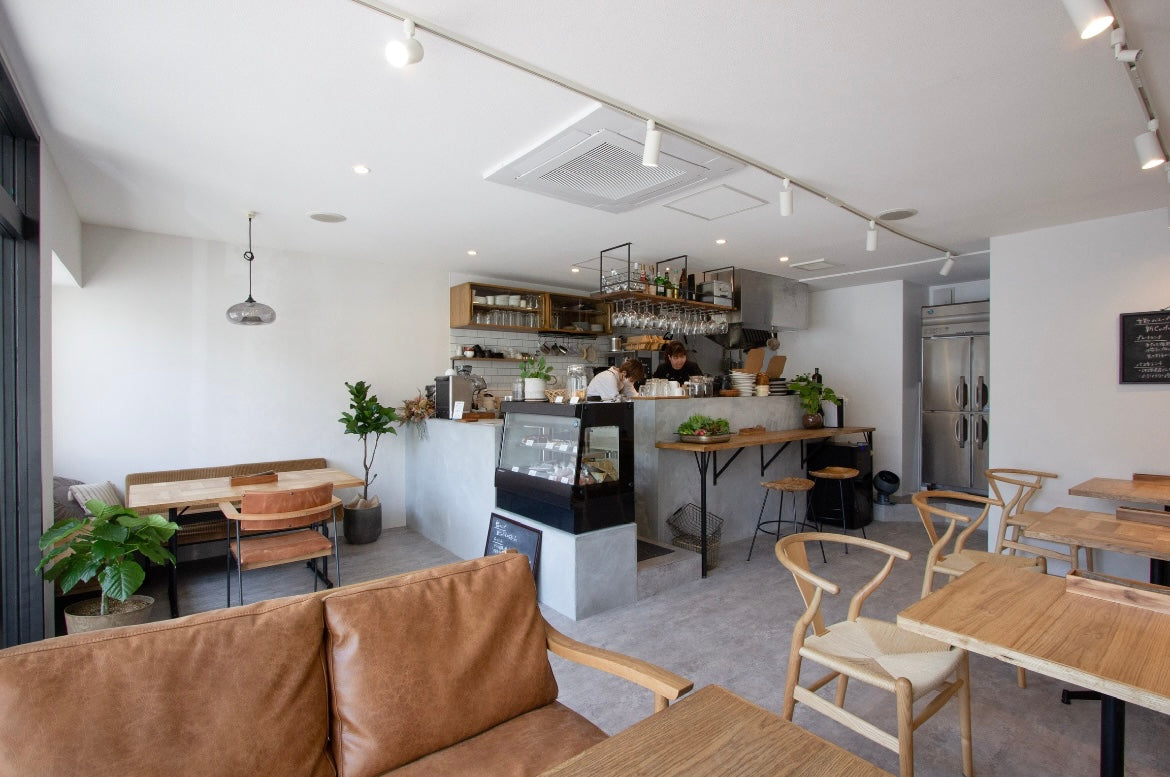 w-039 ダイニングチェア / カウンターテーブル / 吊り棚 / アイアンブラケット