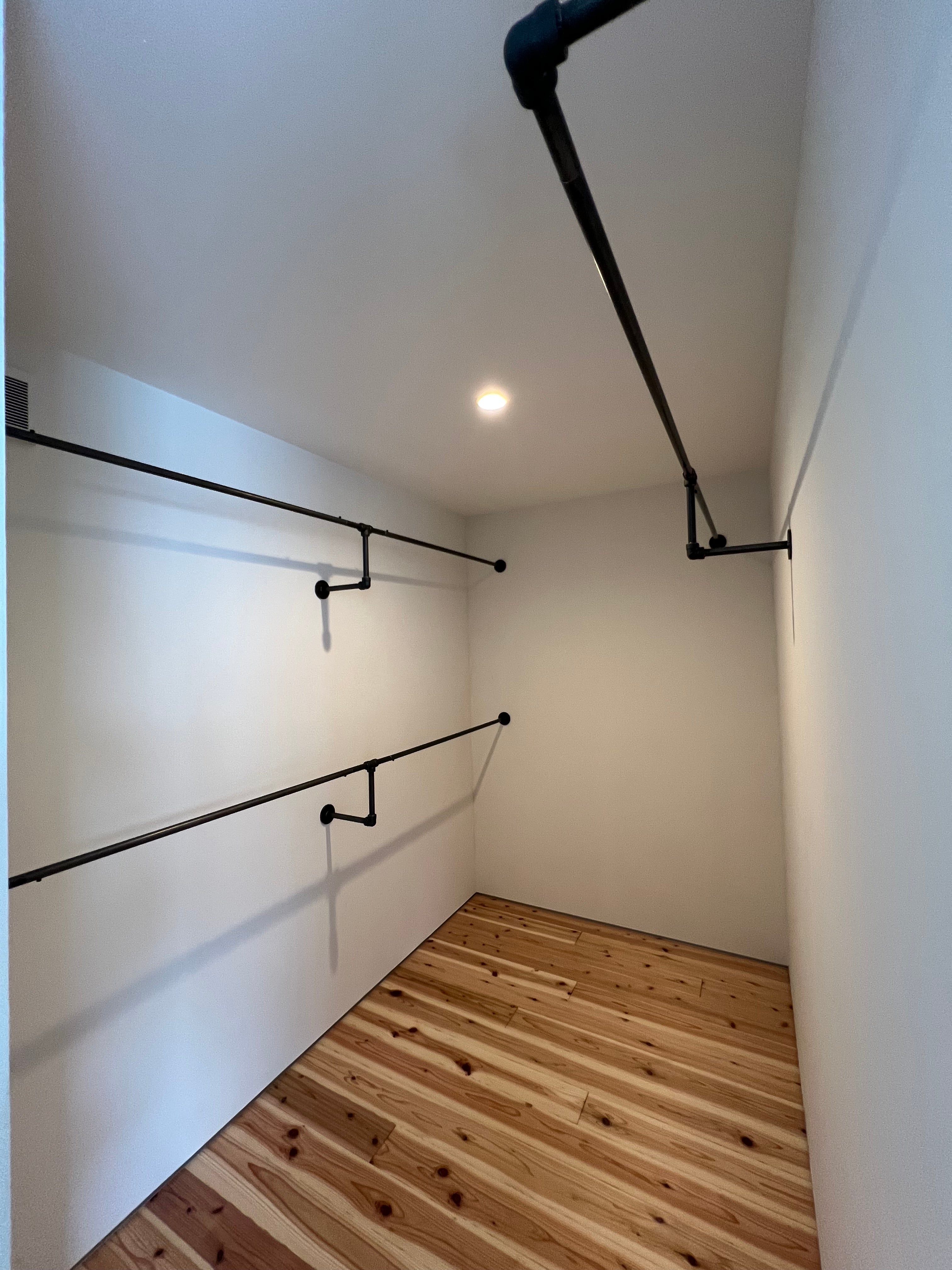 w-106 アイアンハンガーパイプ / 物干し / ウォークインクローゼット収納