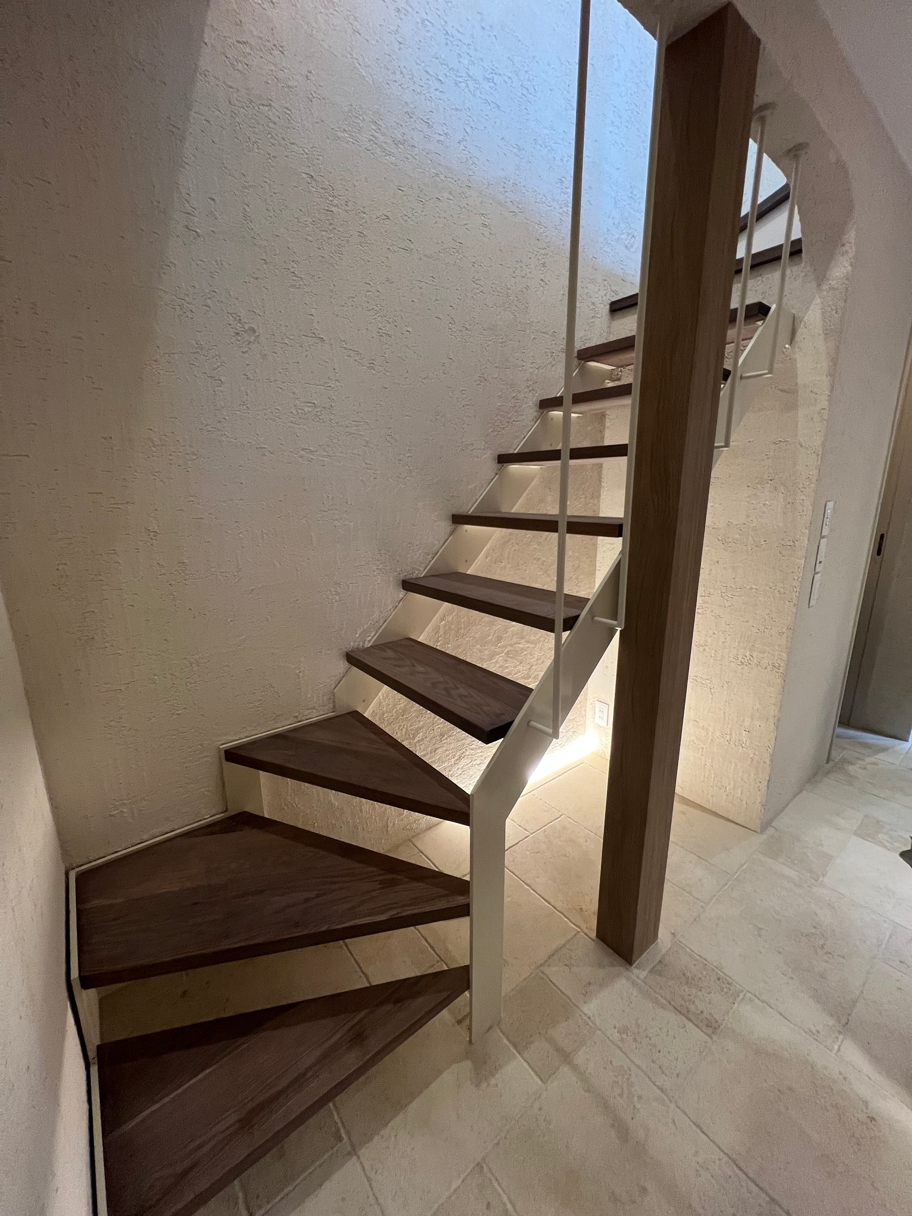 w-165 アイアン階段 周り階段 ロフト手すり