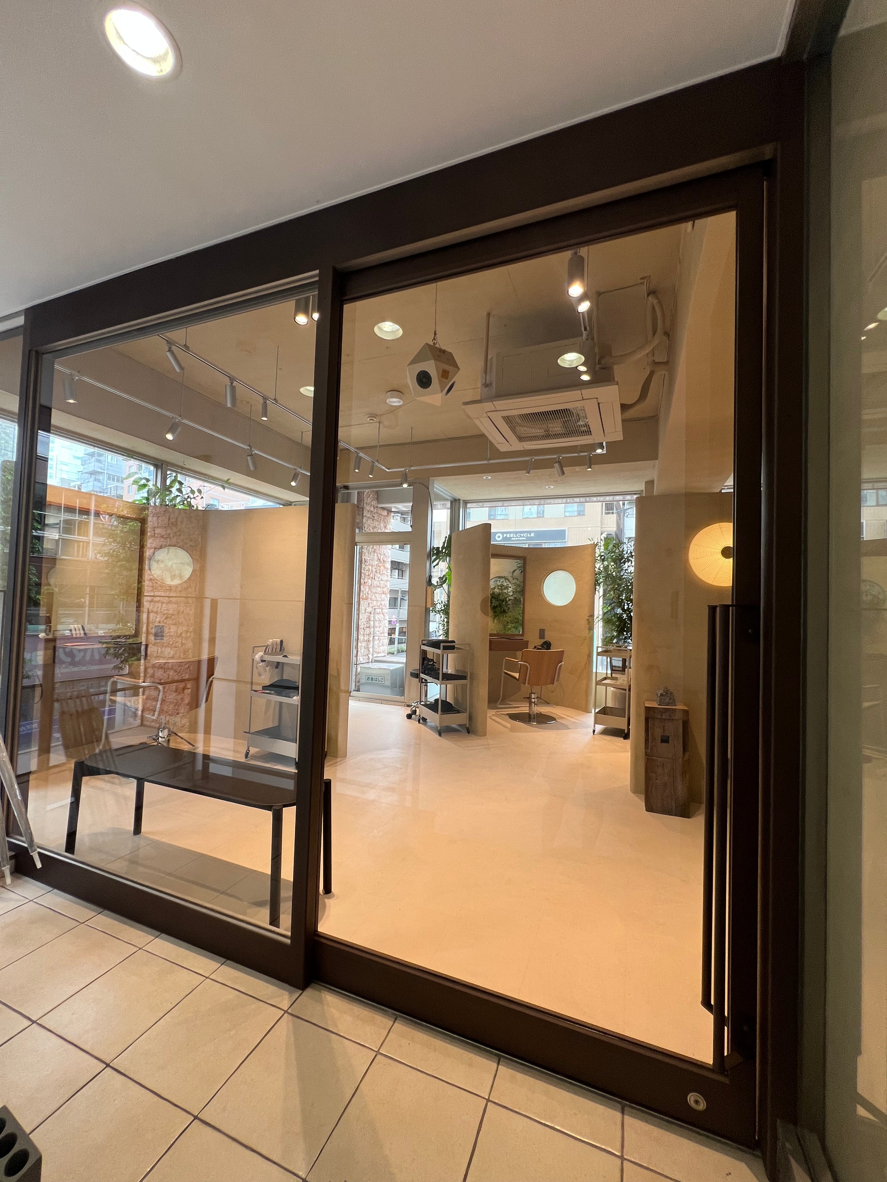 w-180 アイアンファサード 店舗サッシ アイアンサイン