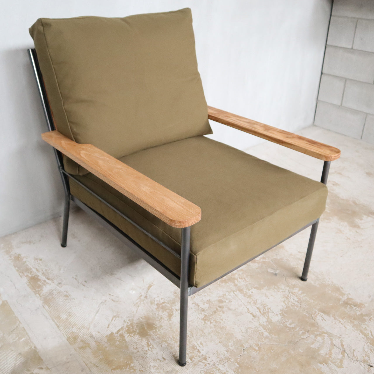 Y.T Sofa 1seater