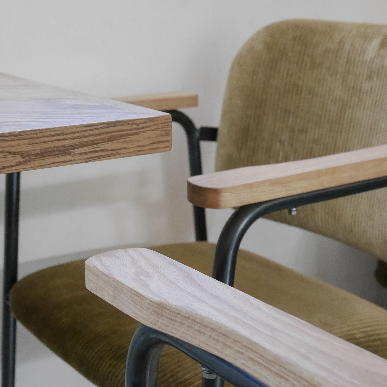 Y.T Chair