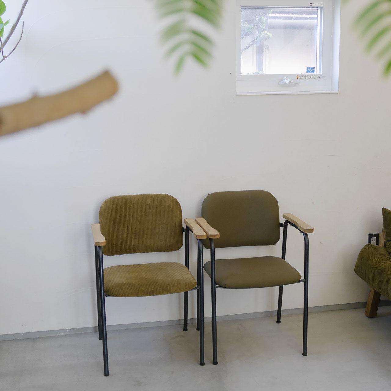 Y.T Chair