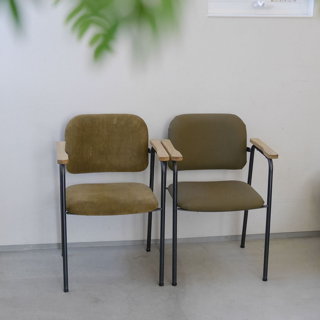 Y.T Chair