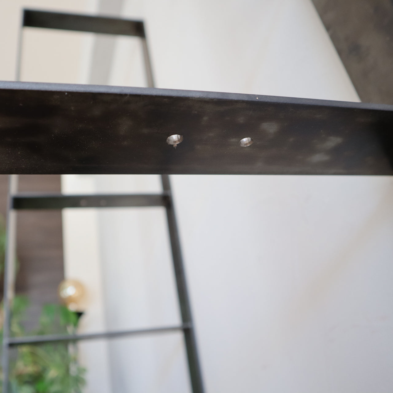 シェルフフレーム、本棚、壁付けシェルフ