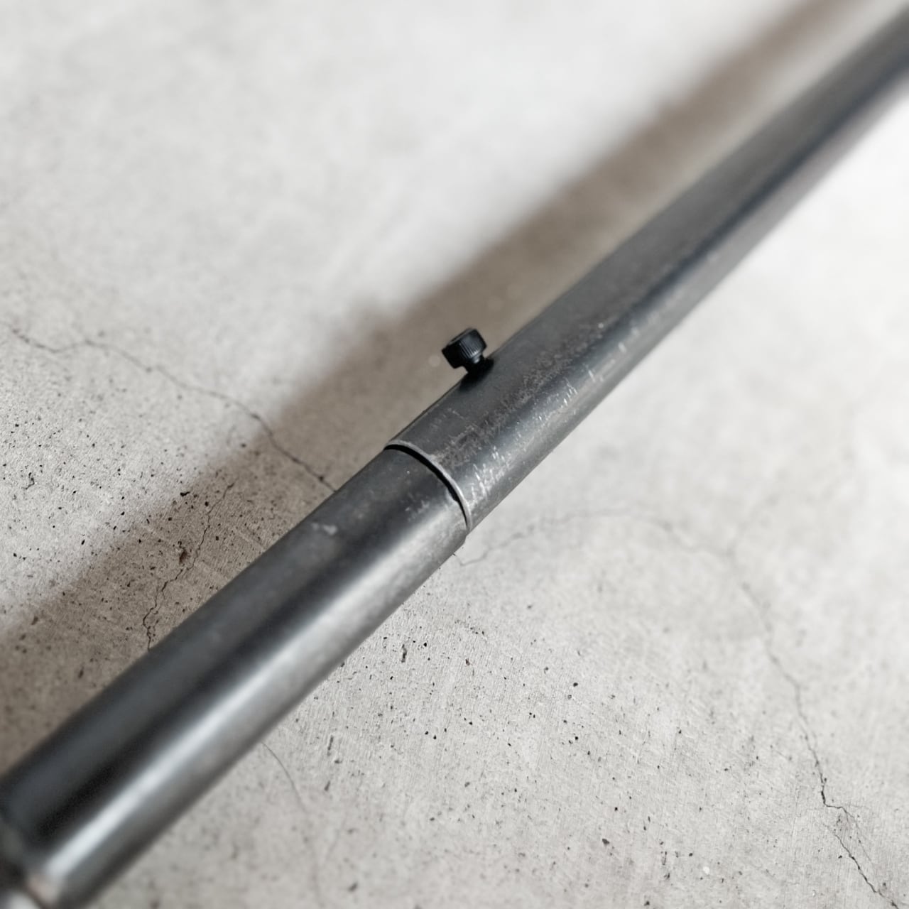 ハンガーパイプ、ハンガーバー