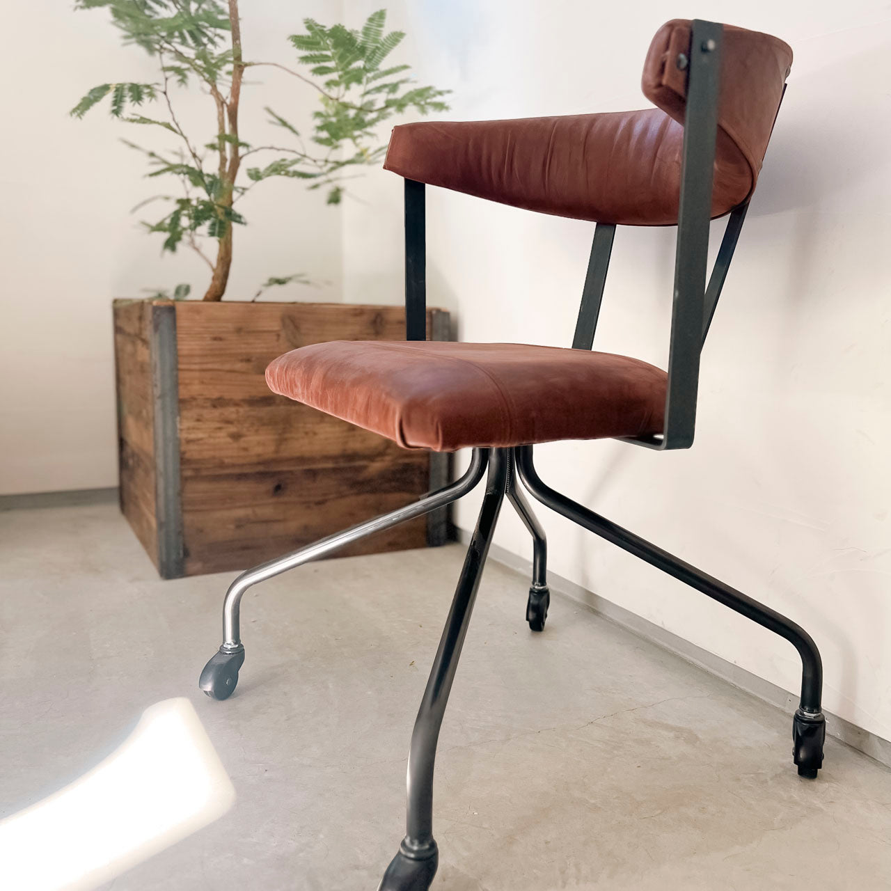 S.C Chair