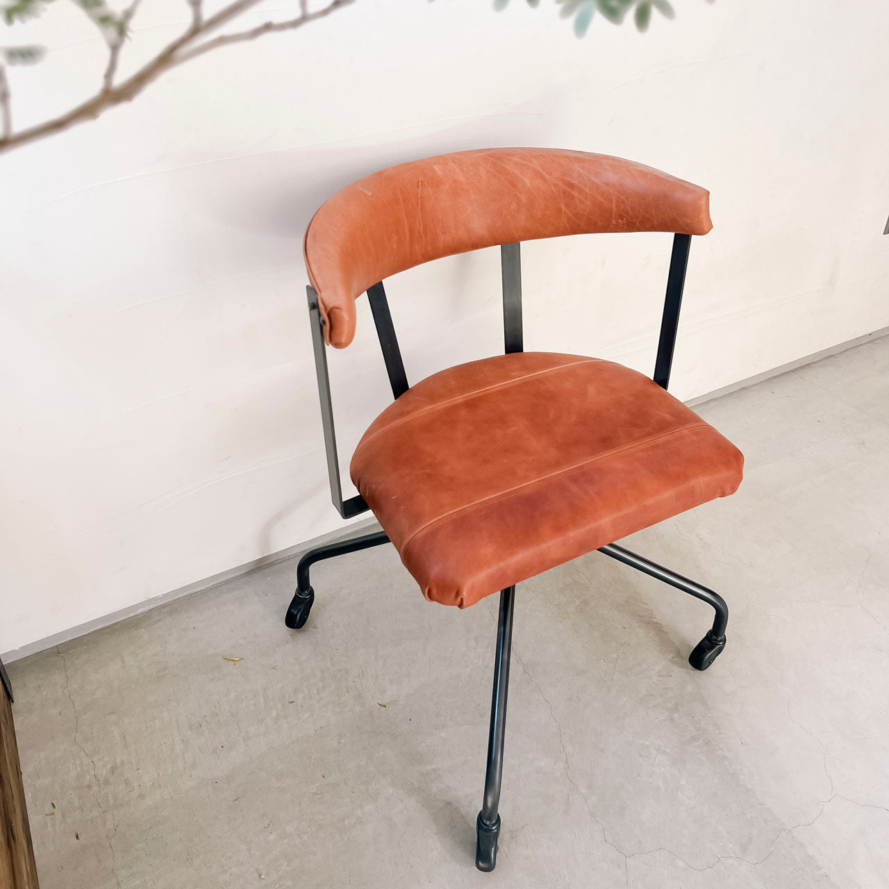 S.C Chair