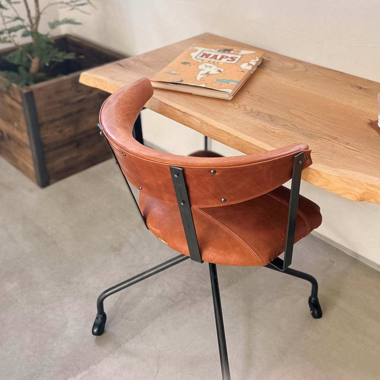 S.C Chair