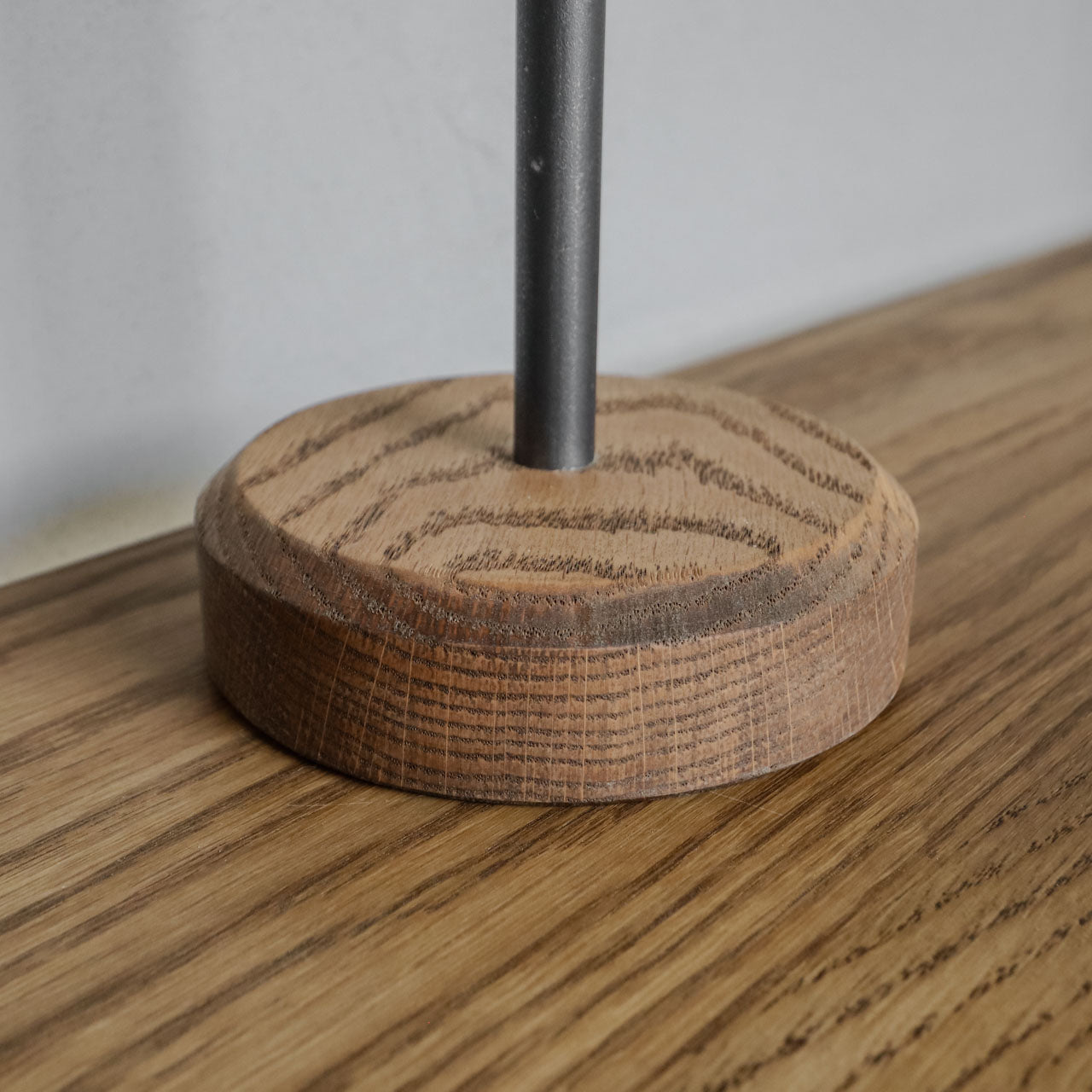 ヘッドフォンスタンド土台の寄り