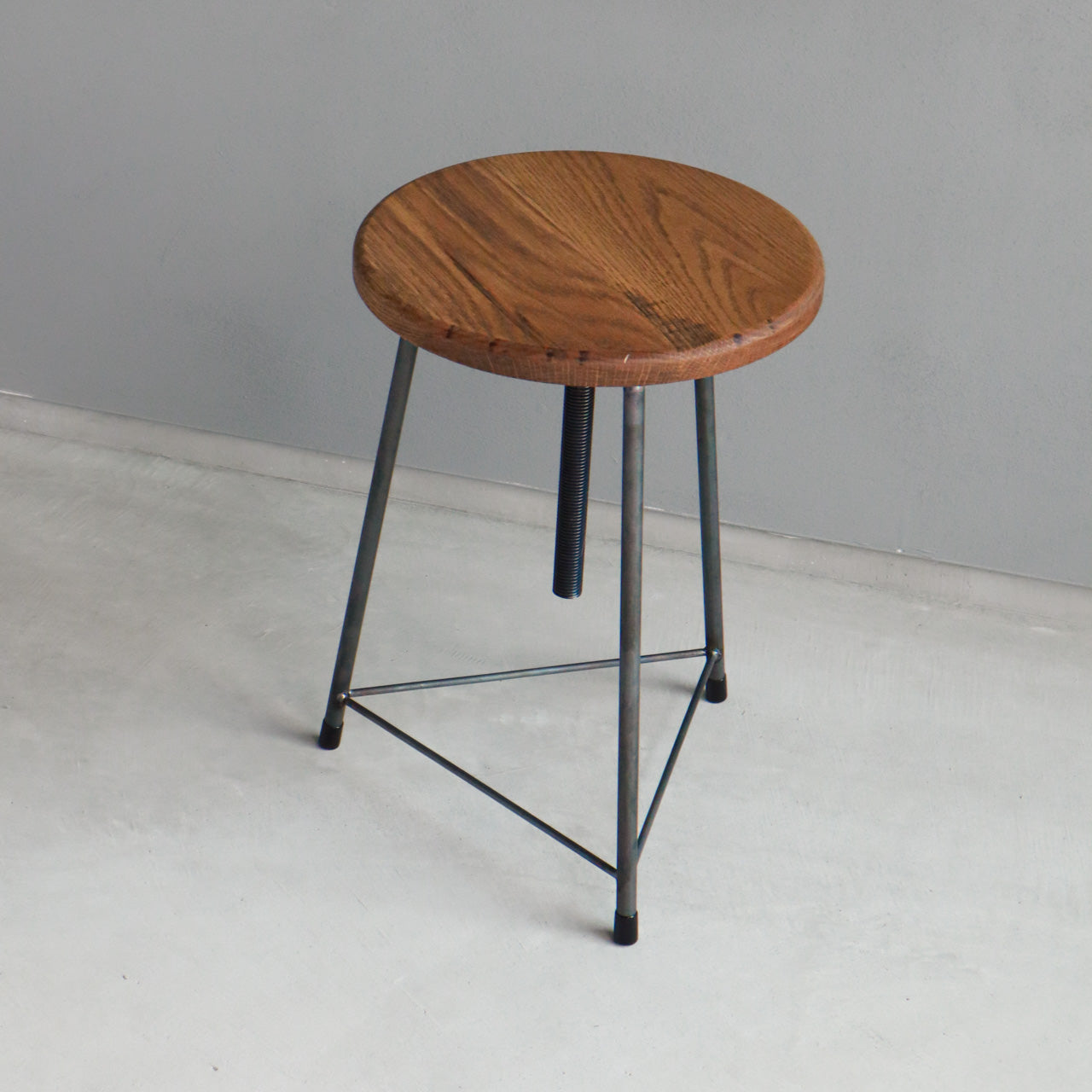 アイアンスツール