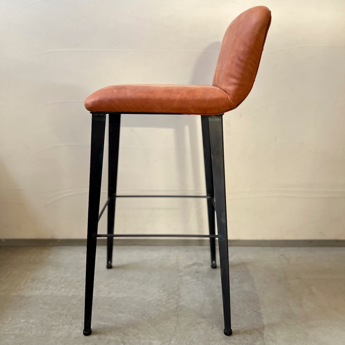 アイアンスツール、アイアンハイスツール、Baum Order Furniture