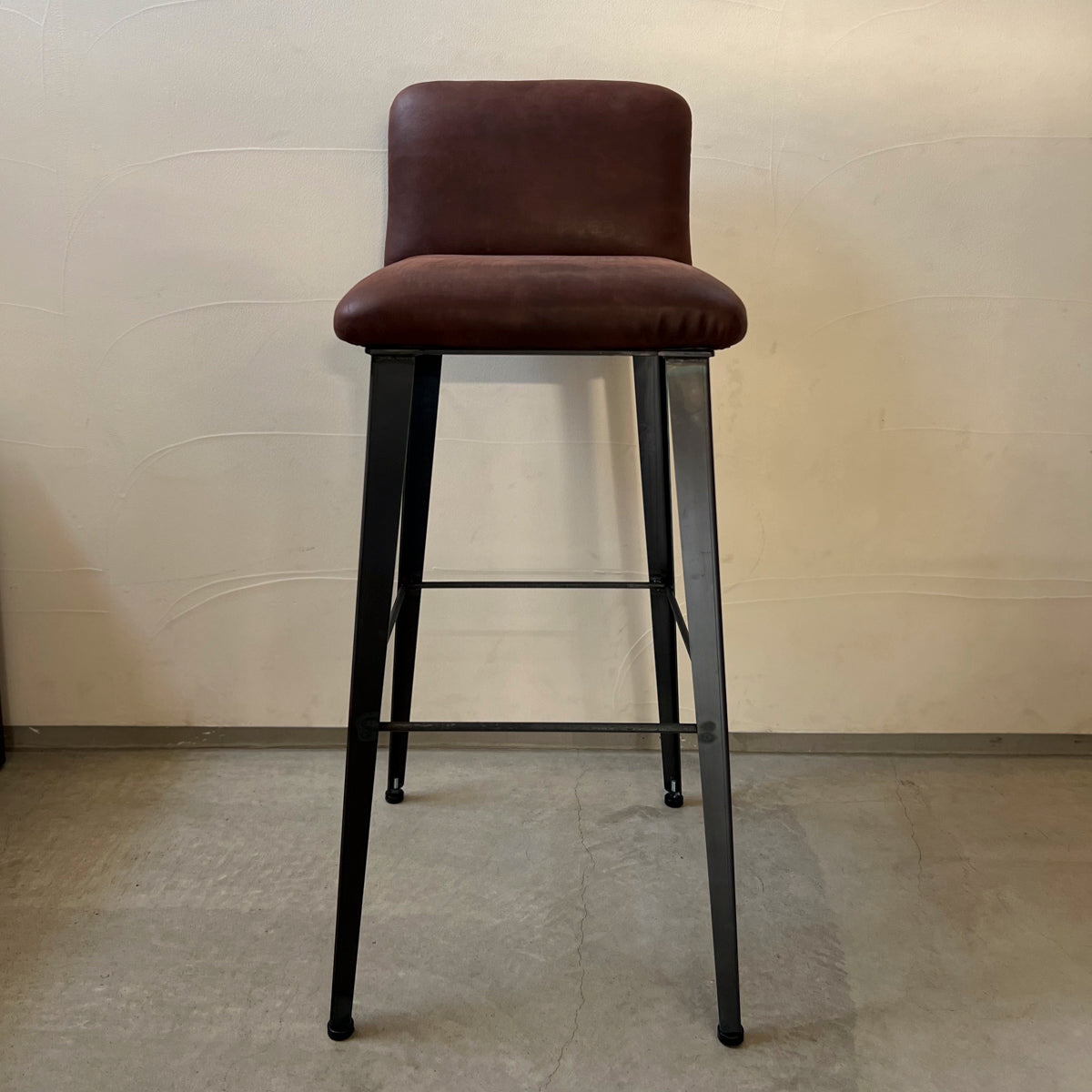 アイアンスツール、アイアンハイスツール、Baum Order Furniture