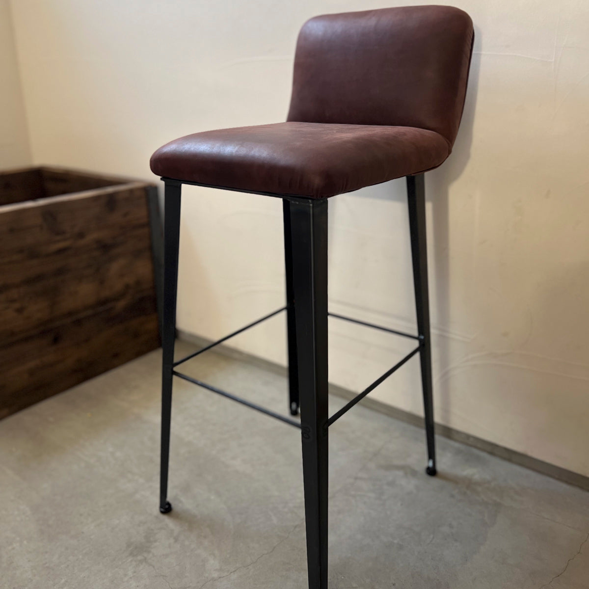 アイアンスツール、アイアンハイスツール、Baum Order Furniture