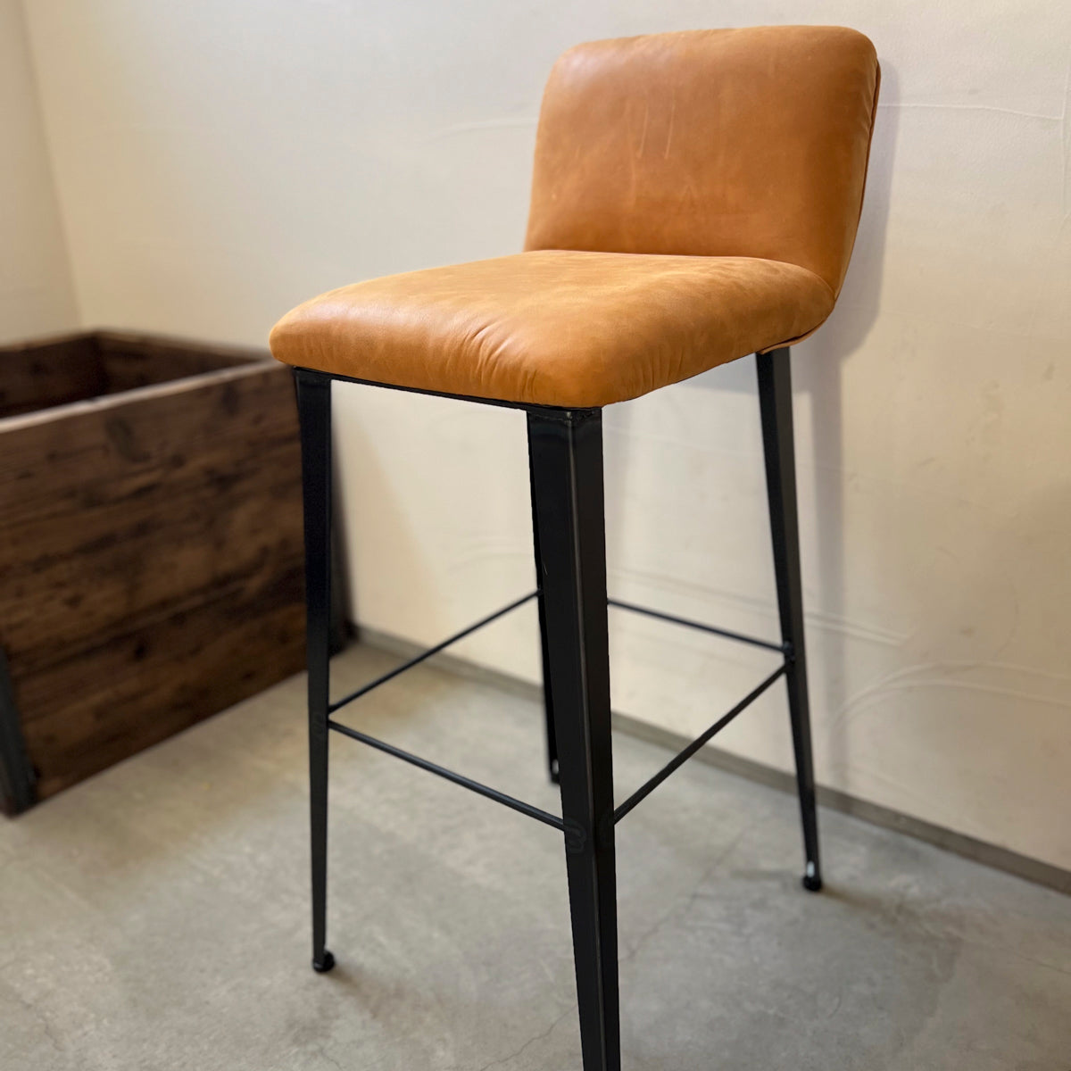 アイアンスツール、アイアンハイスツール、Baum Order Furniture