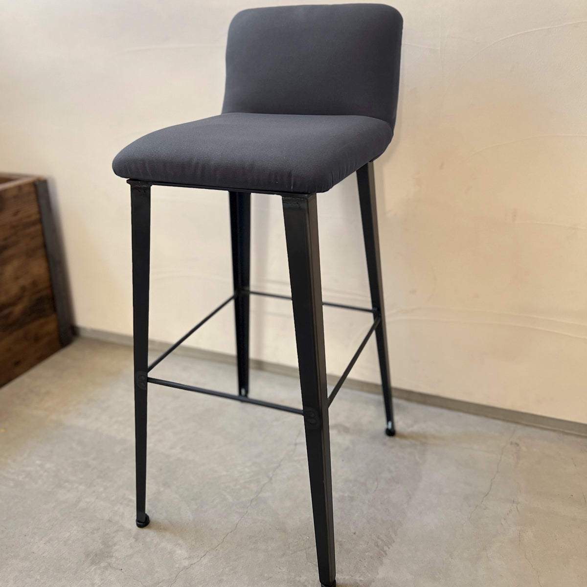 アイアンスツール、アイアンハイスツール、Baum Order Furniture