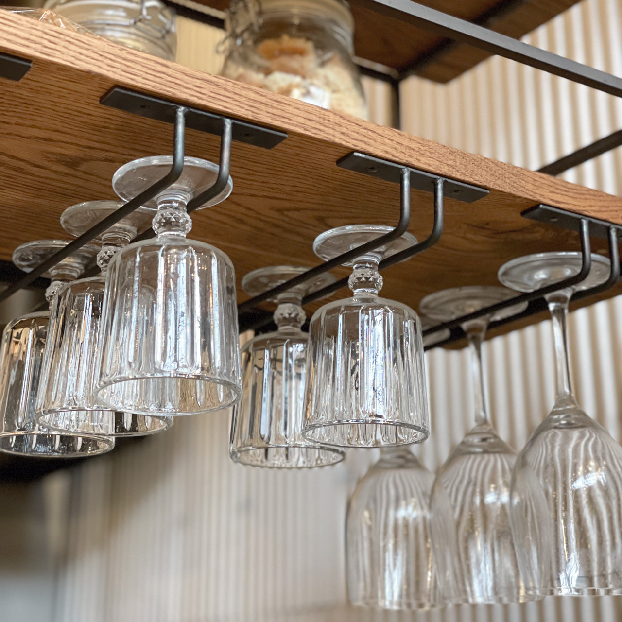 アイアングラスホルダー、ワイングラスホルダー