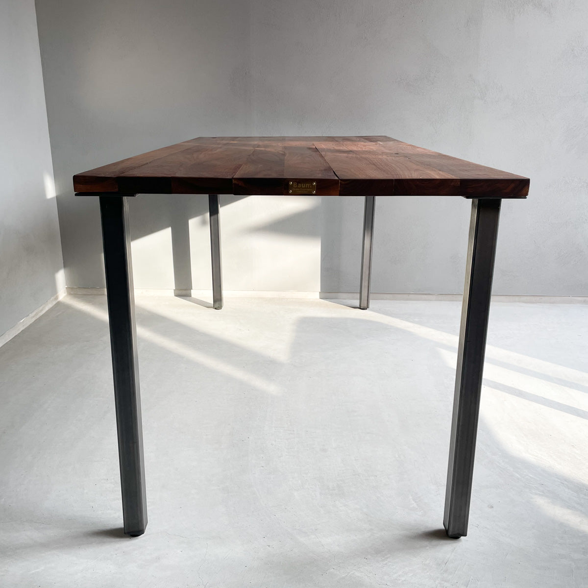 無垢材とアイアン脚のダイニングテーブル、サイズオーダー、Baum Order Furniture