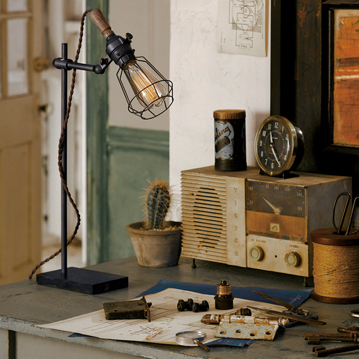 ヤードデスクライト | ARTWORKSTUDIO | オーダーメイドのアイアン家具  