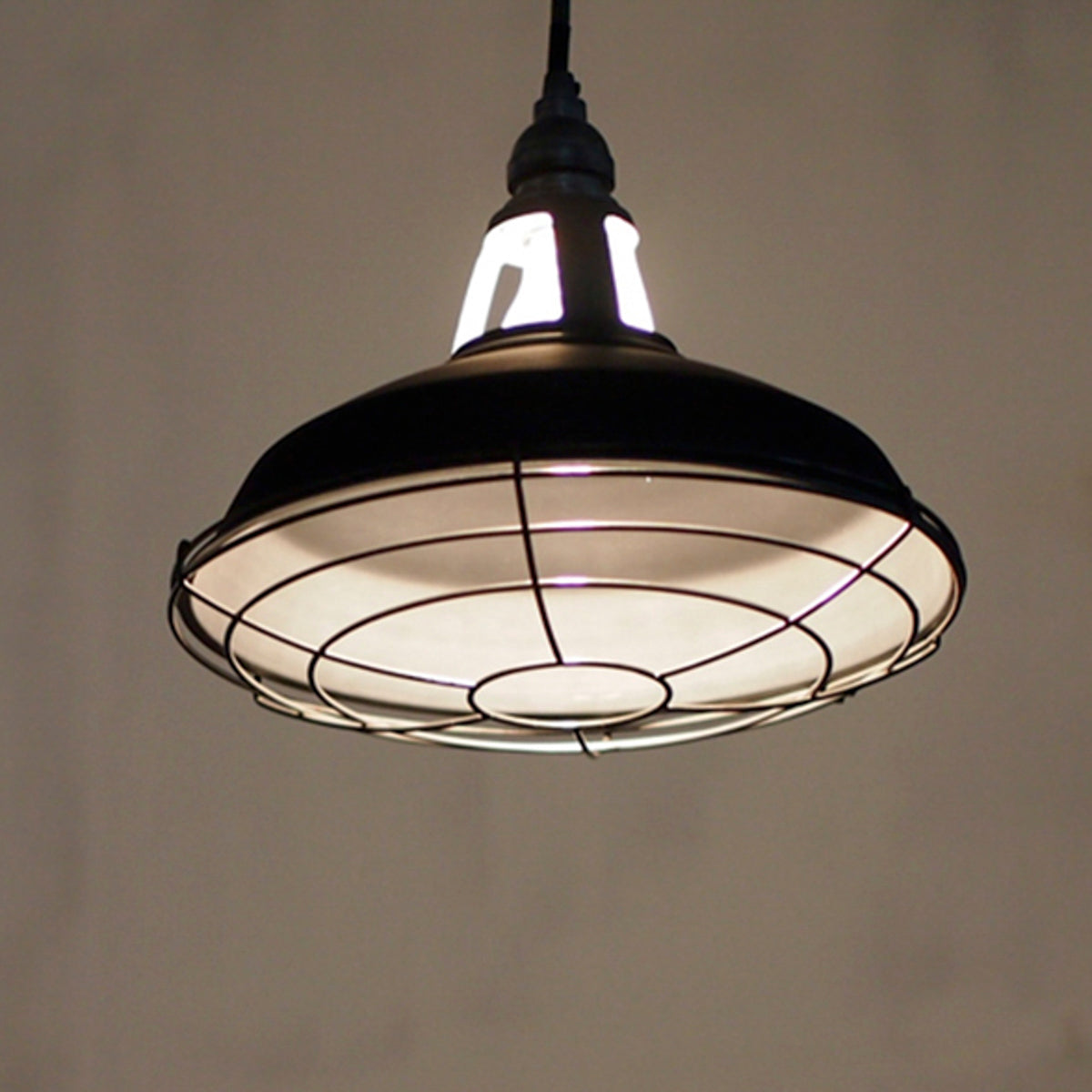 JAIL PENDANT、ペンダントライト、ARTWORKSTUDIO、アートワークスタジオ、照明