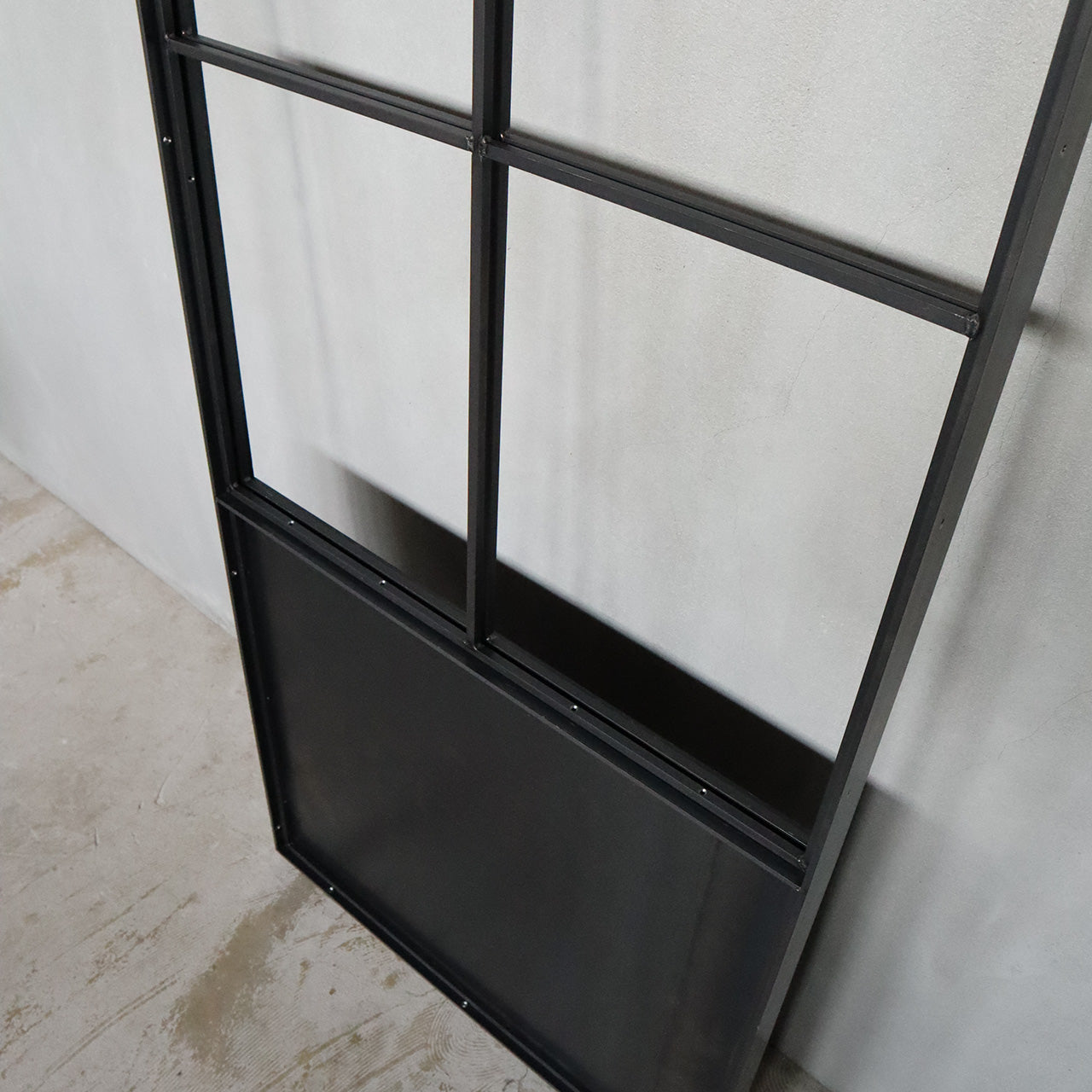 アイアン窓、アイアンウィンドウ、アイアン建具