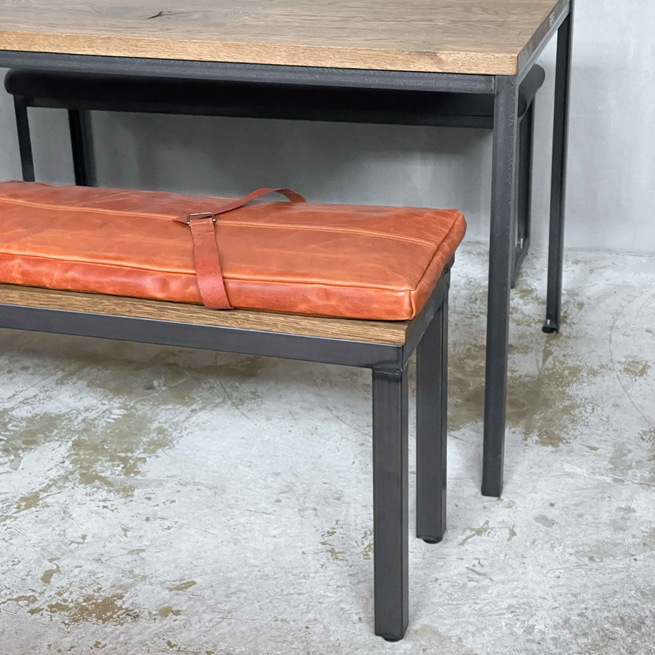 ベンチクッション