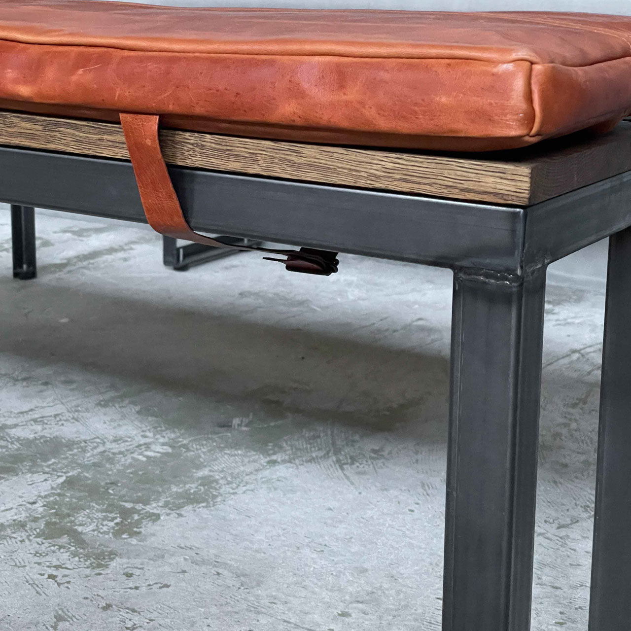 ベンチクッション