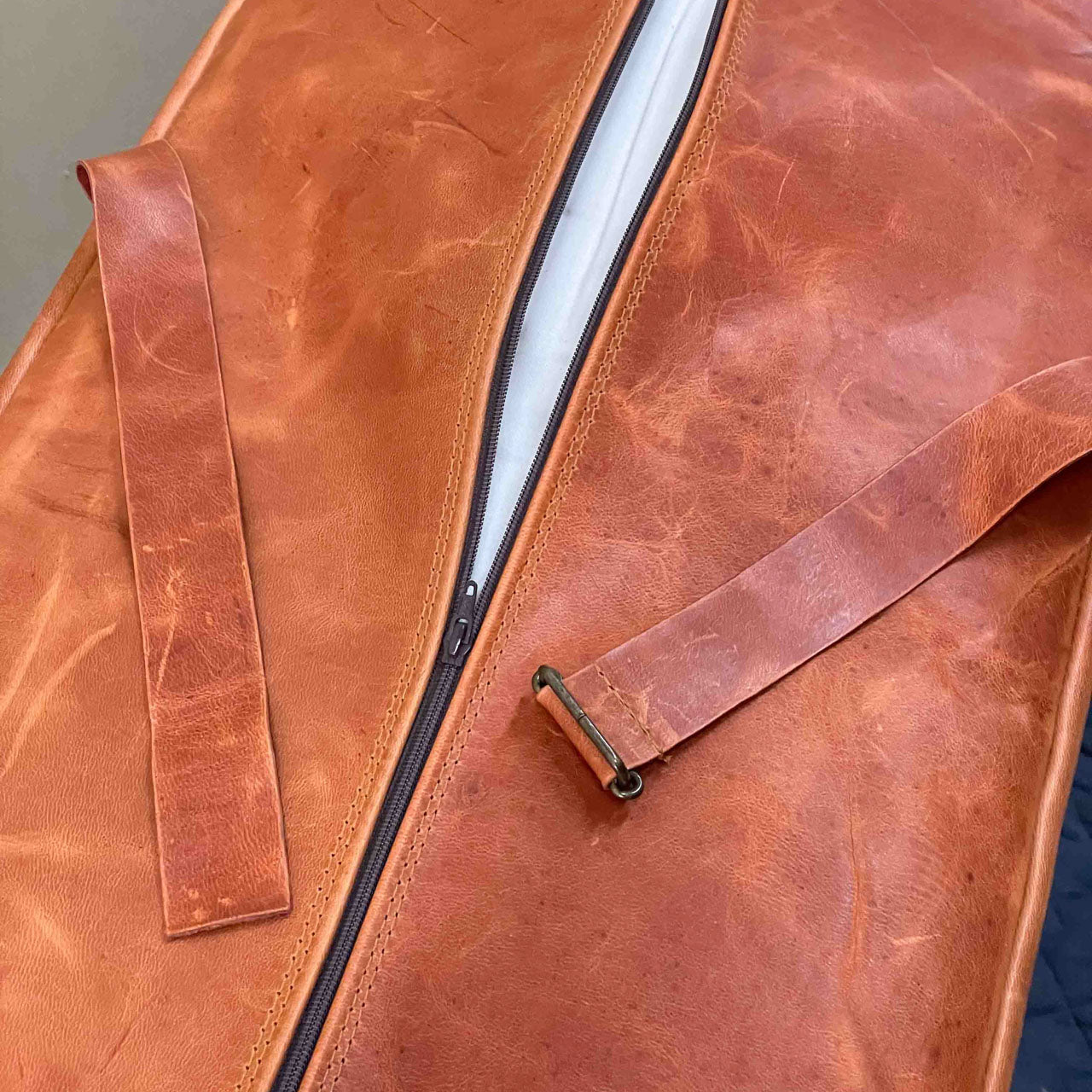 ベンチクッション