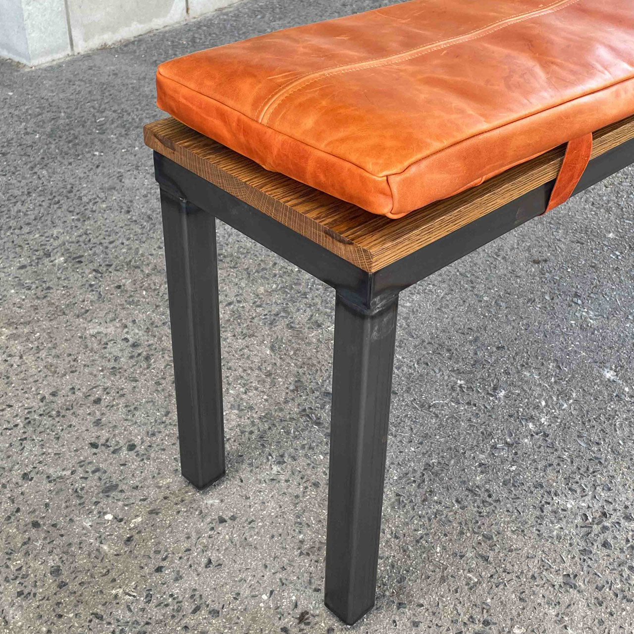 ベンチクッション