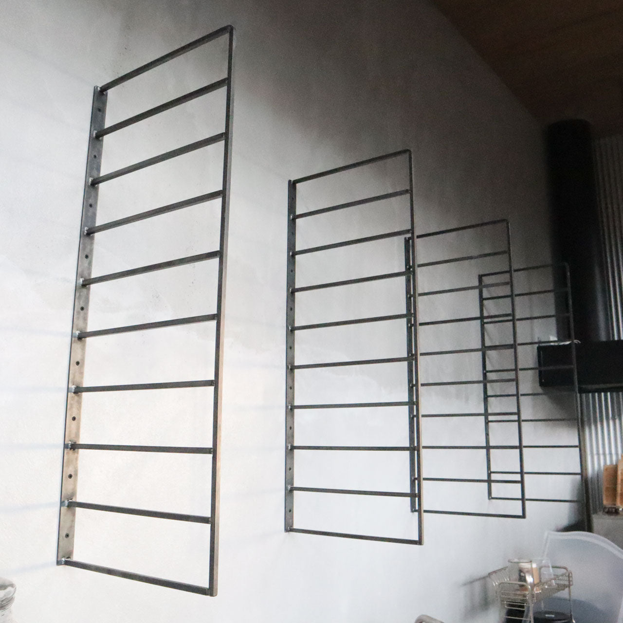 シェルフフレーム、ウォールシェルフ、本棚、壁付けシェルフ