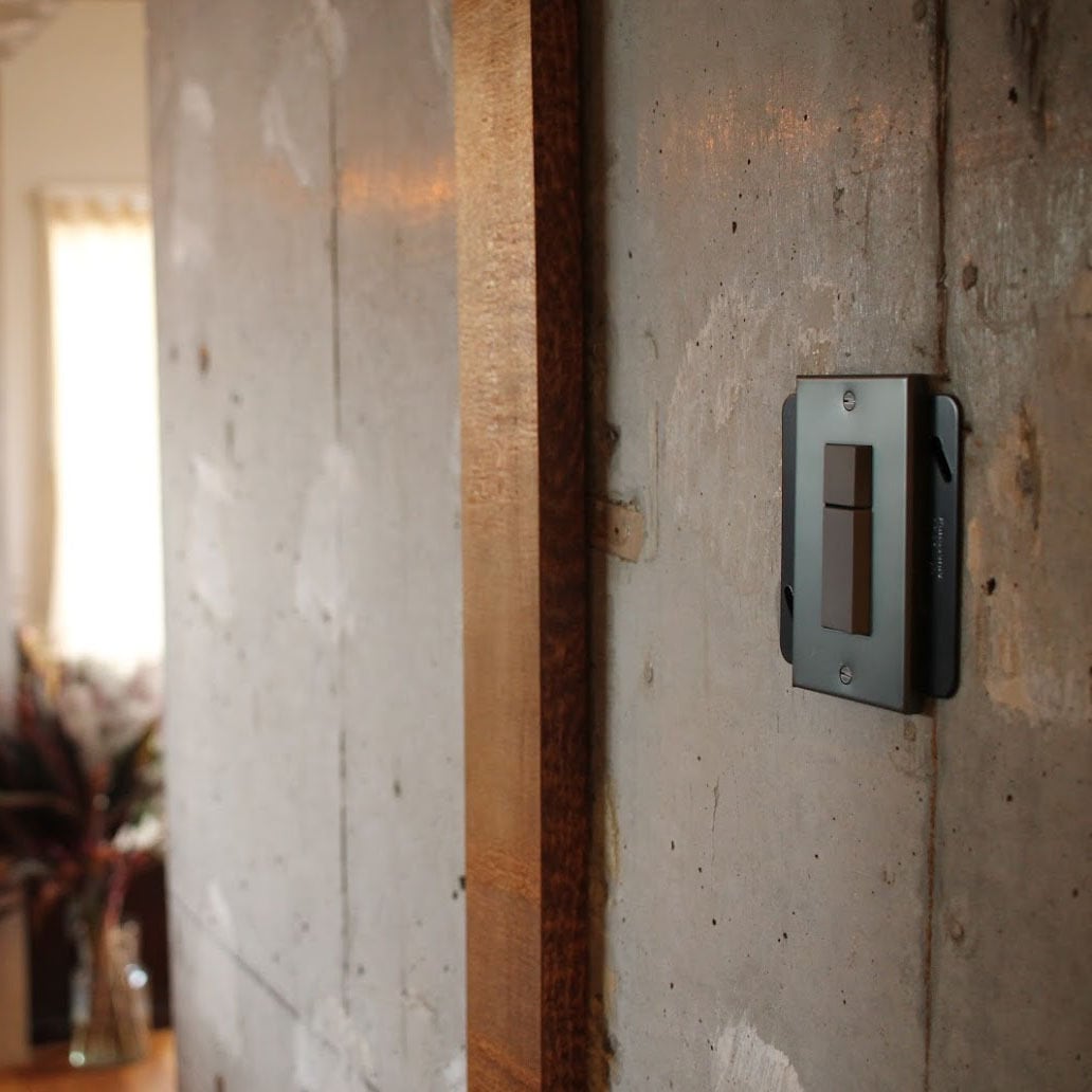 コンセントプレート