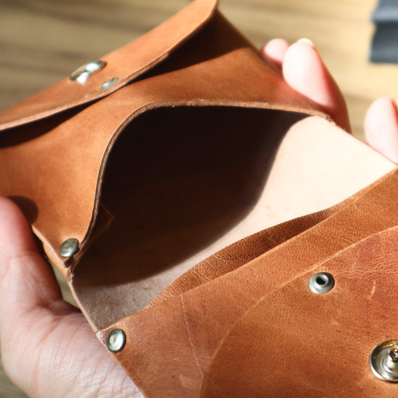 レザーウォレット レザー財布 二つ折り 本革財布