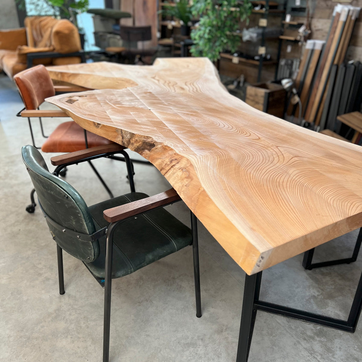 無垢一枚板 欅(ケヤキ)