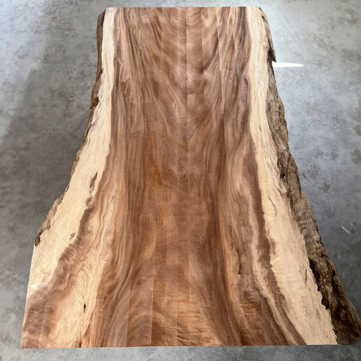 無垢一枚板 モンキーポッド