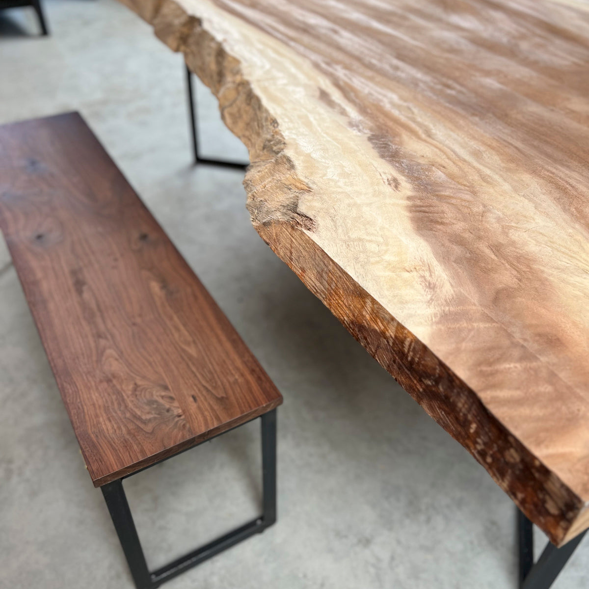 無垢一枚板 モンキーポッド