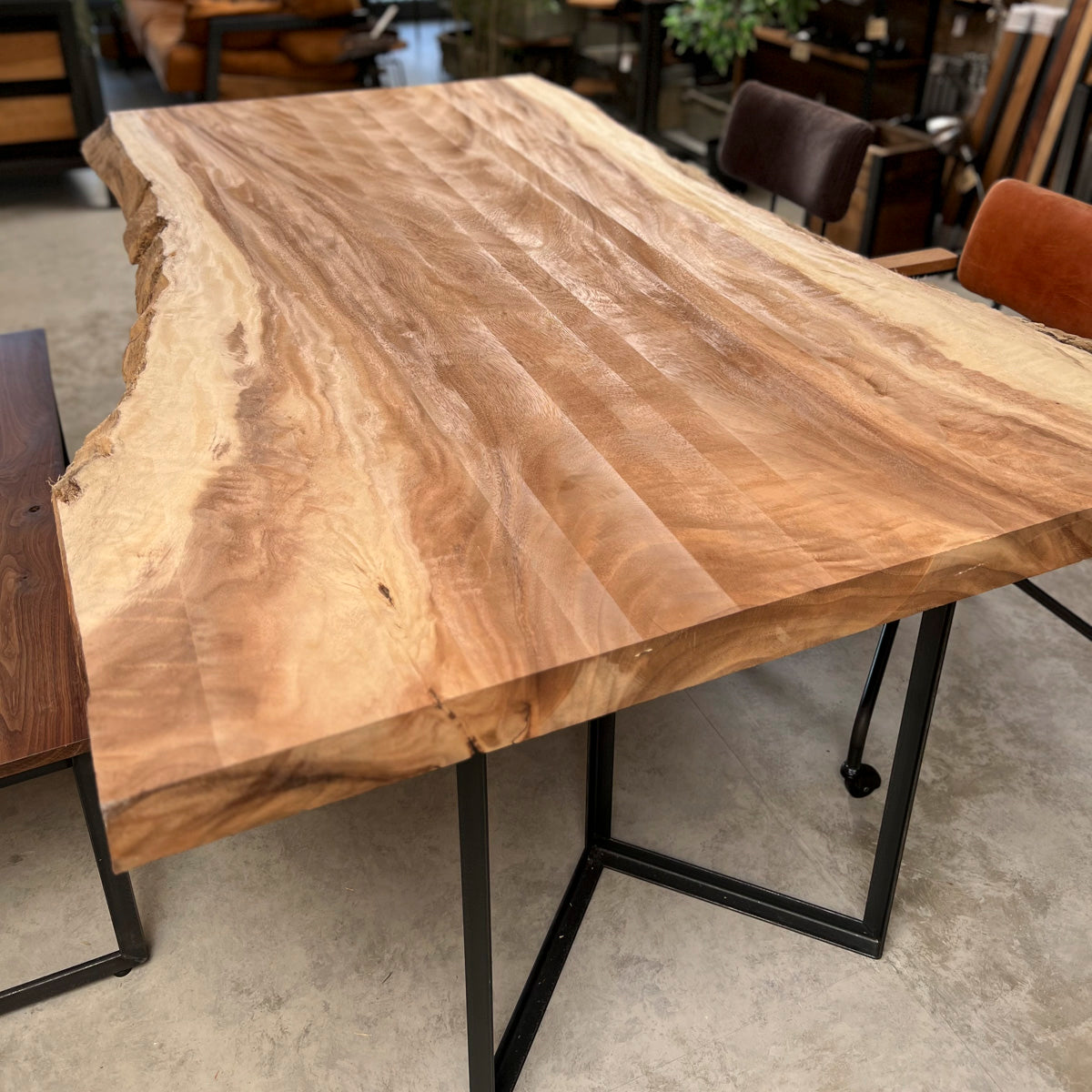 無垢一枚板 モンキーポッド