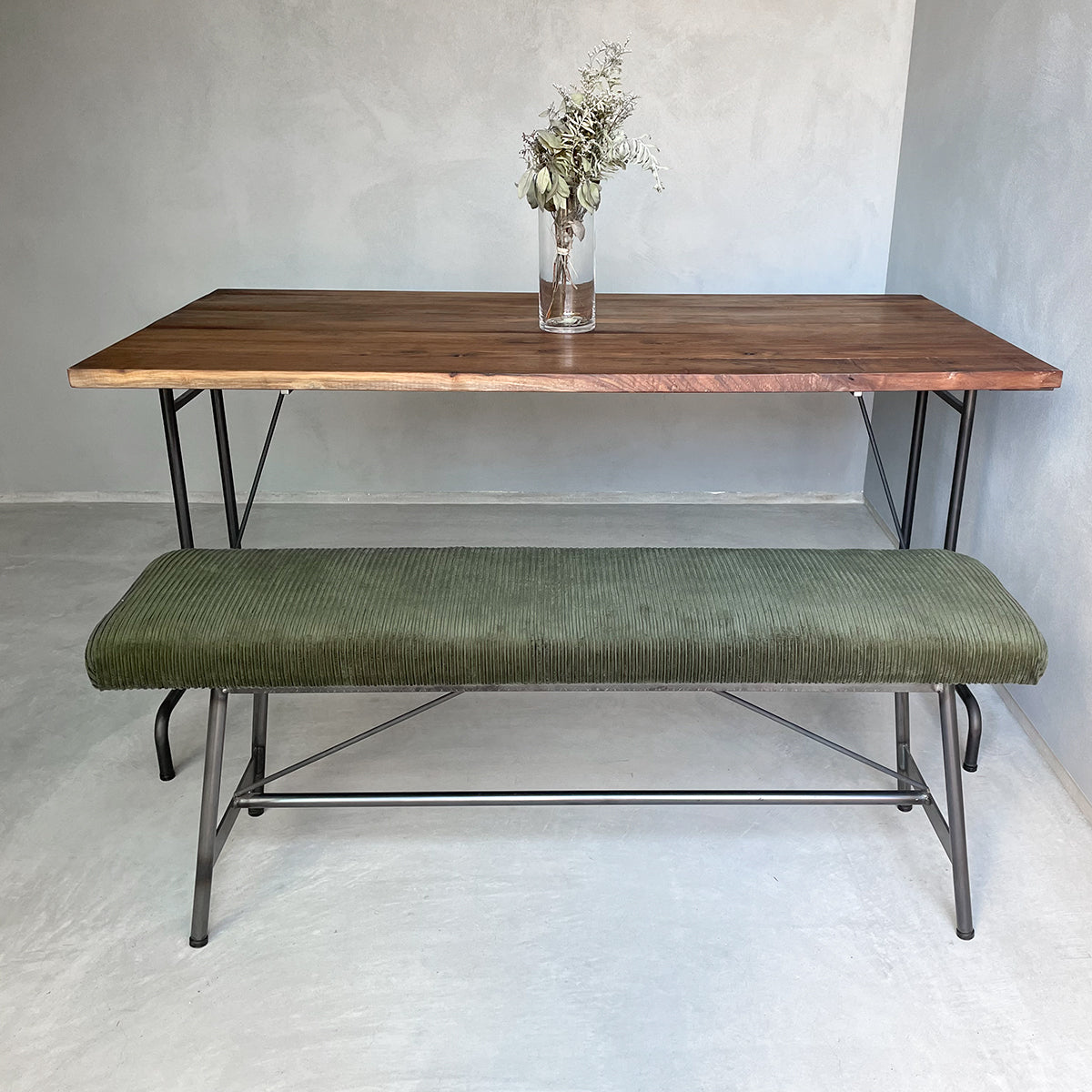 無垢材とアイアン脚のダイニングテーブル、サイズオーダー、Baum Order Furniture