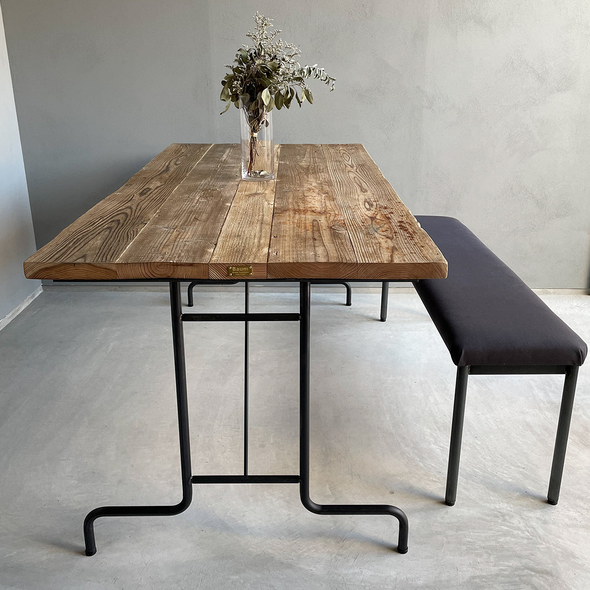 無垢材とアイアン脚のダイニングテーブル、サイズオーダー、Baum Order Furniture