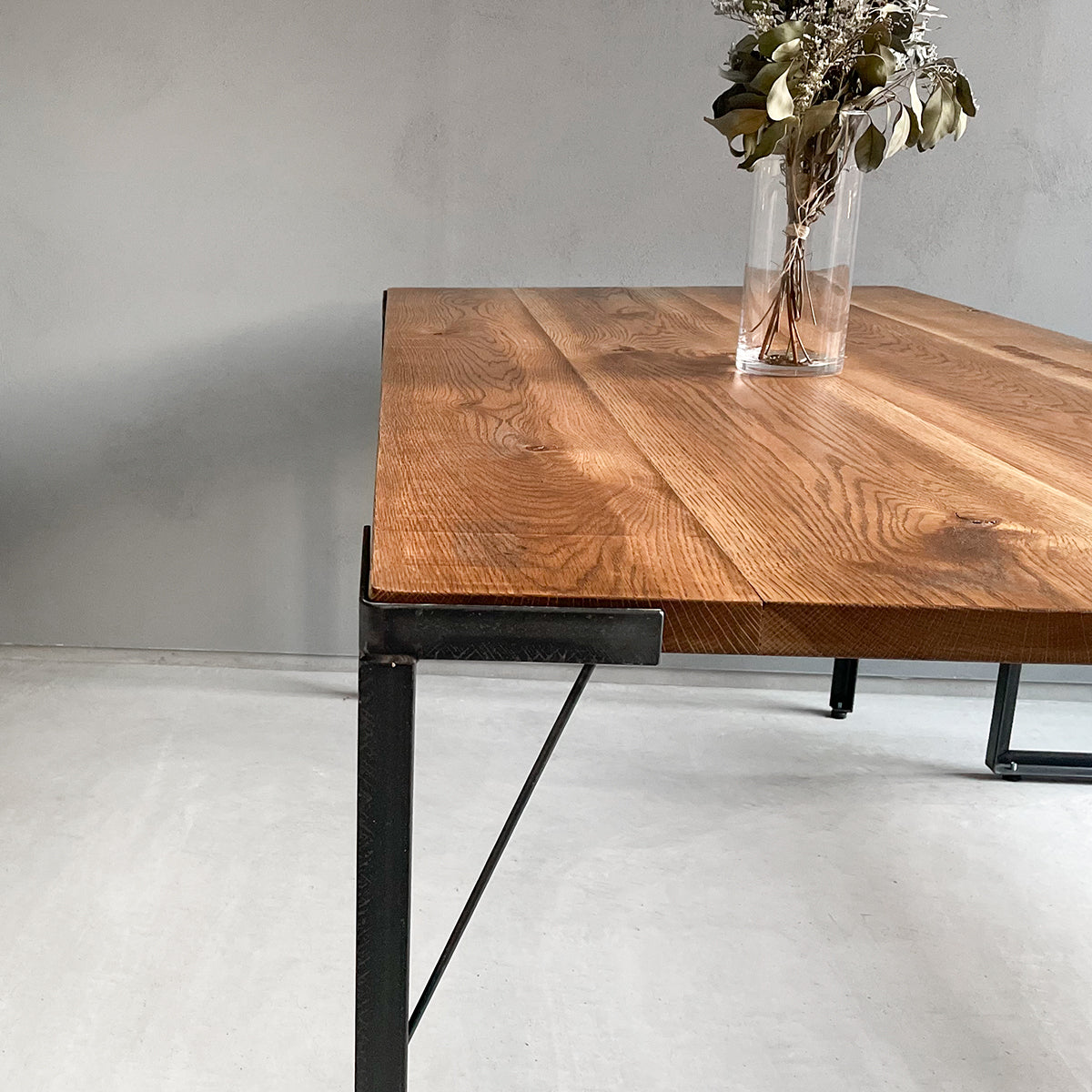 ダイニングテーブル