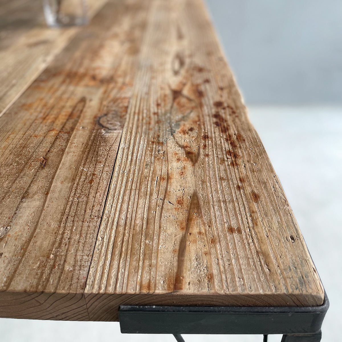 ダイニングテーブル