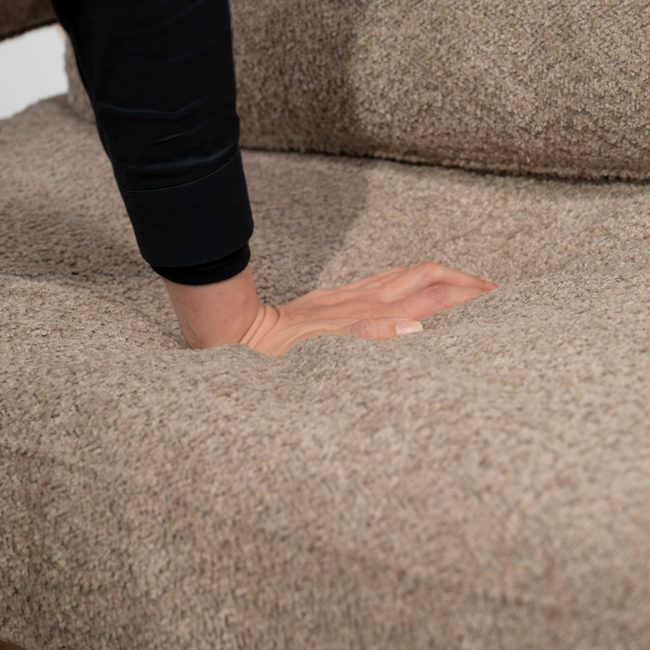 Fennel Sofa ソファ ソファー 二人掛け リビング 寝室 リラックス ブークレ クロスレザー スチール 天然木 家具