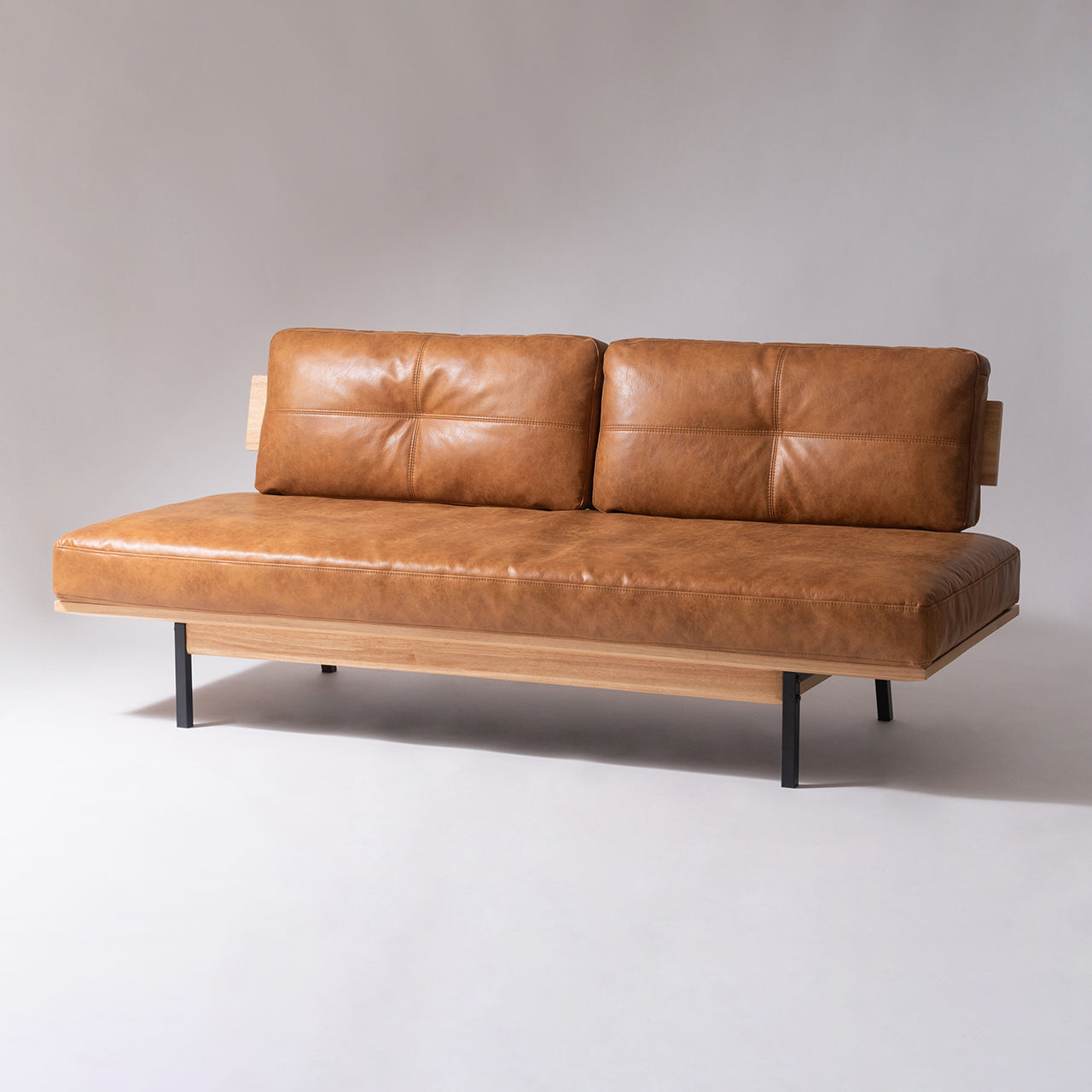 Myrtle Sofa ソファ ソファー 二人掛け アームレス リビング 寝室 リラックス ブークレ クロスレザー スチール 天然木 家具