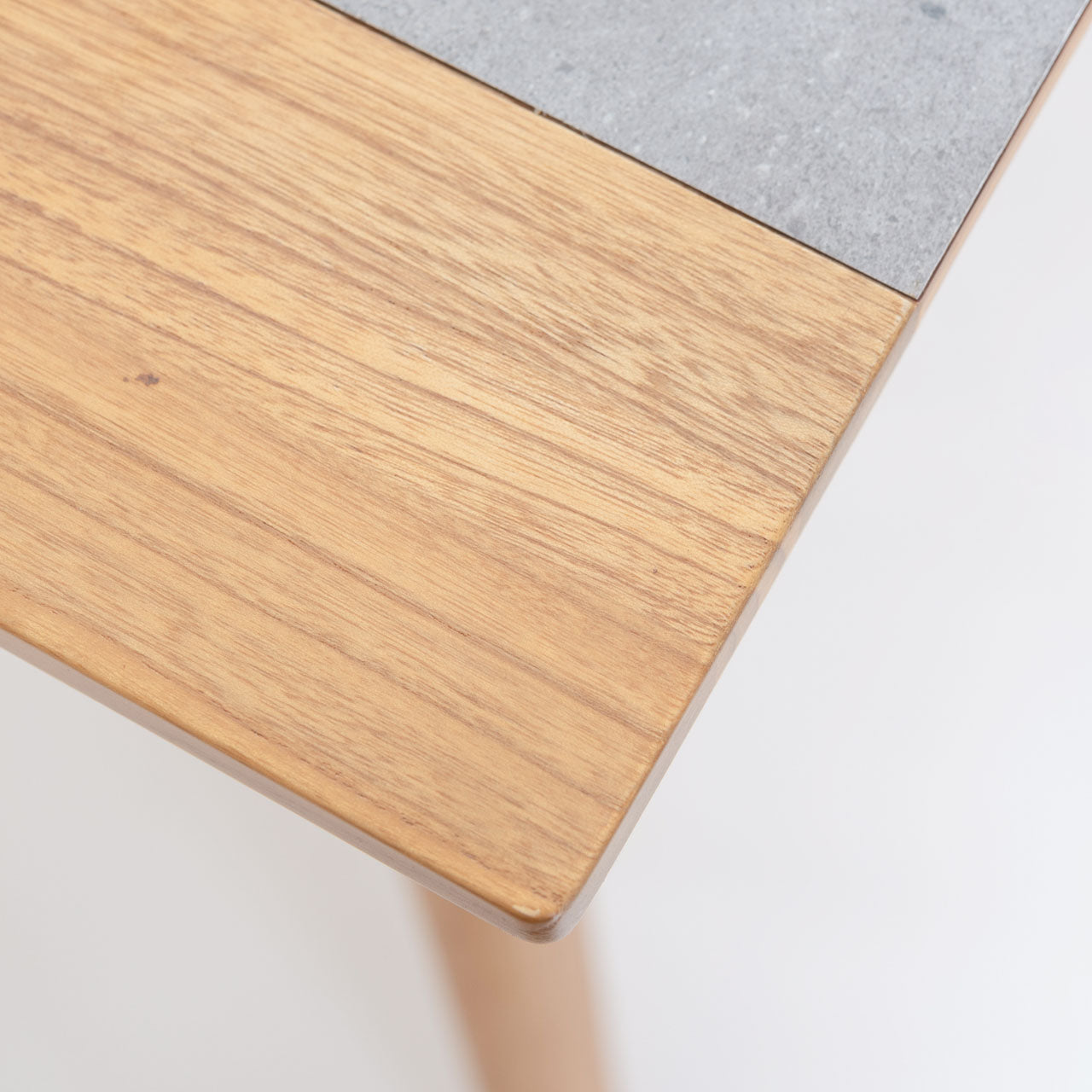 Artique Dining Table ダイニングテーブル リビングテーブル テーブル デスク モルタル調 天然木 スンカイ材 リビング 食卓 カフェ サロン 店舗 家具