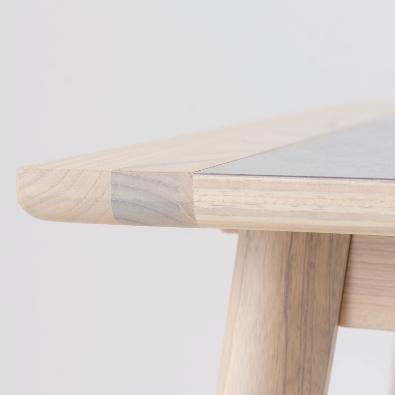 Artique Dining Table | form