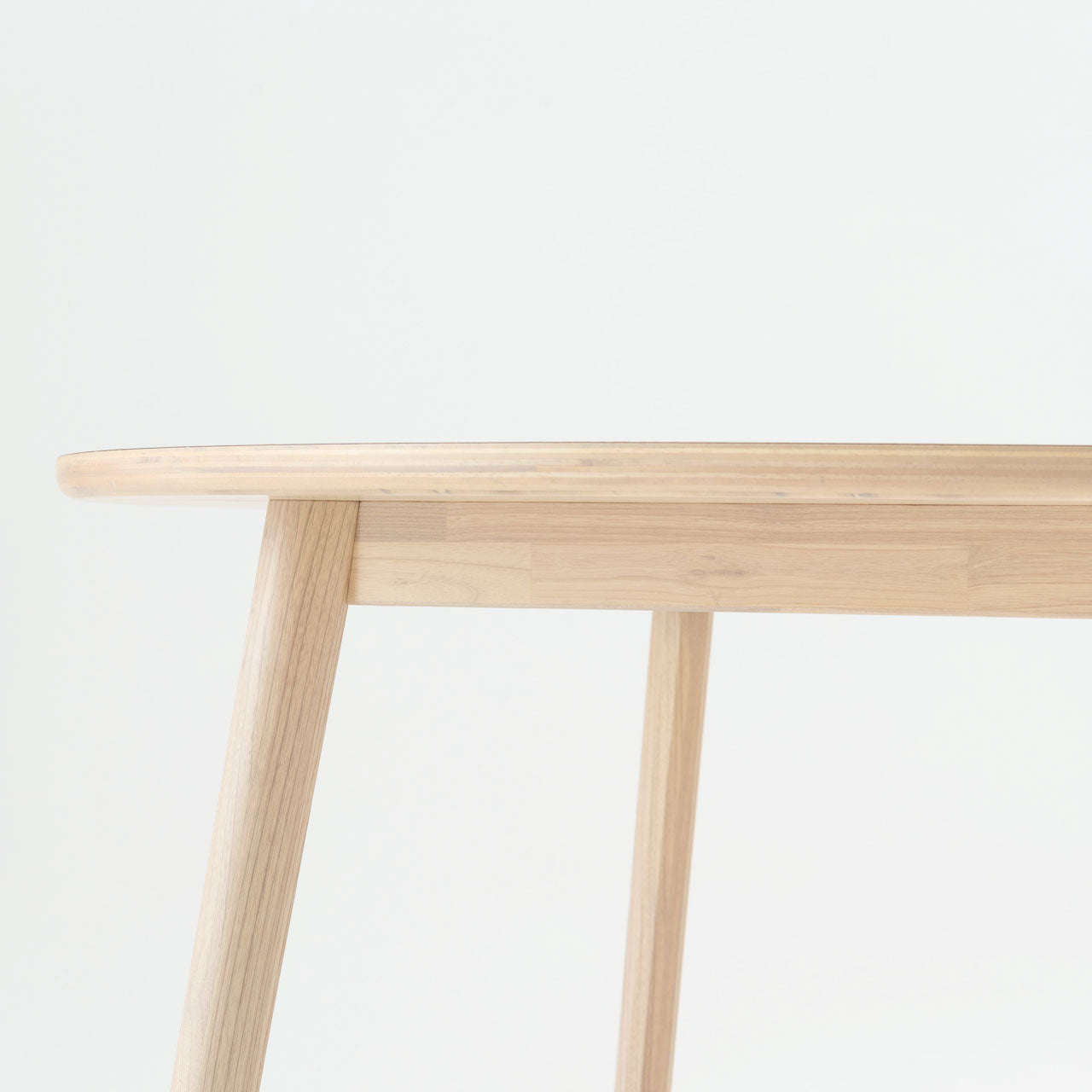 Artique Round Table ダイニングテーブル ラウンドテーブル テーブル デスク モルタル調 天然木 スンカイ材 リビング カフェ サロン 店舗 家具
