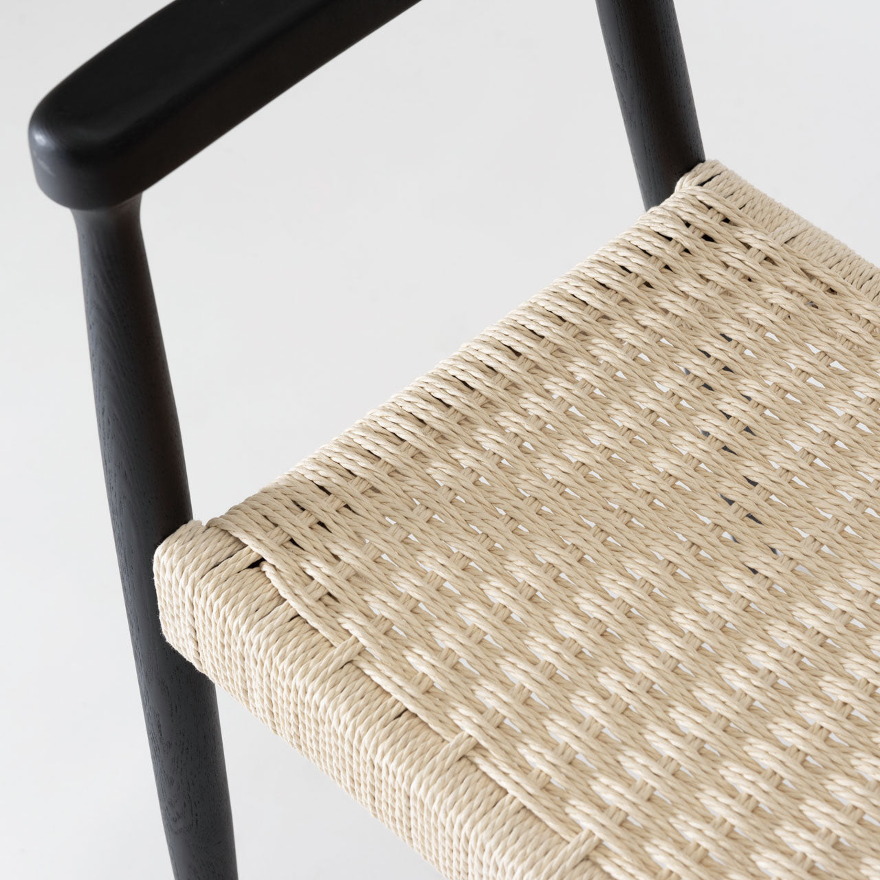 Roselle Arm Chair アームチェア デスクチェア アームレスト リビングチェア ダイニングチェア ペーパーコード 椅子 書斎 リビング リモート 家具