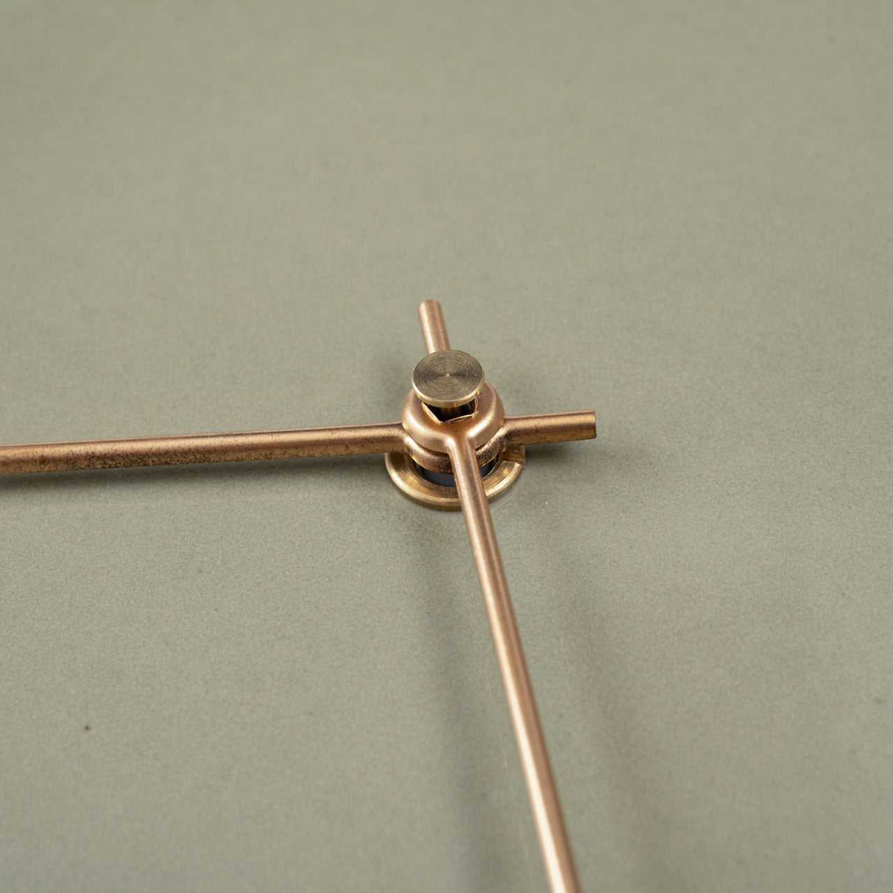 Ceramics Wall Clock | form