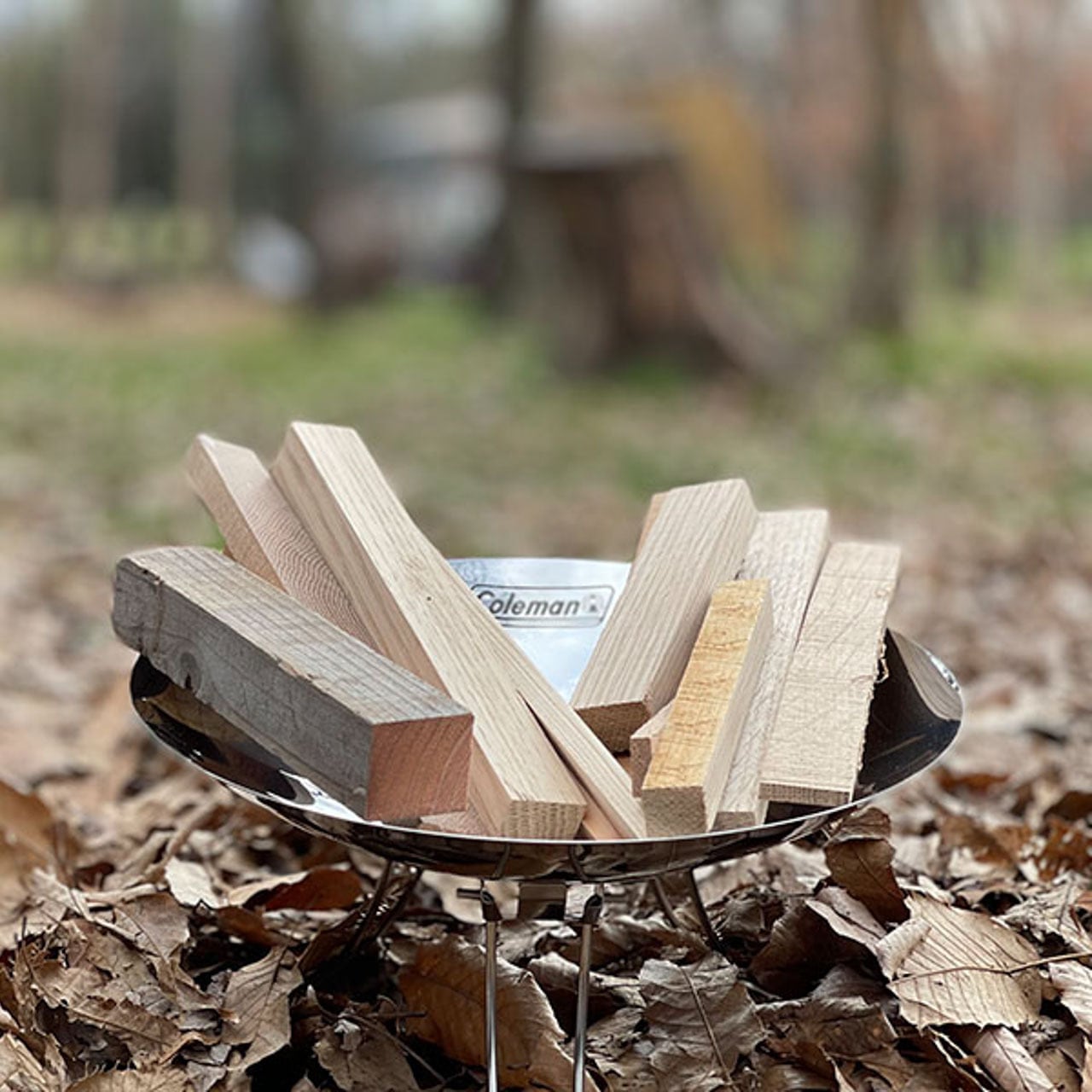 薪、キャンプ、焚き火