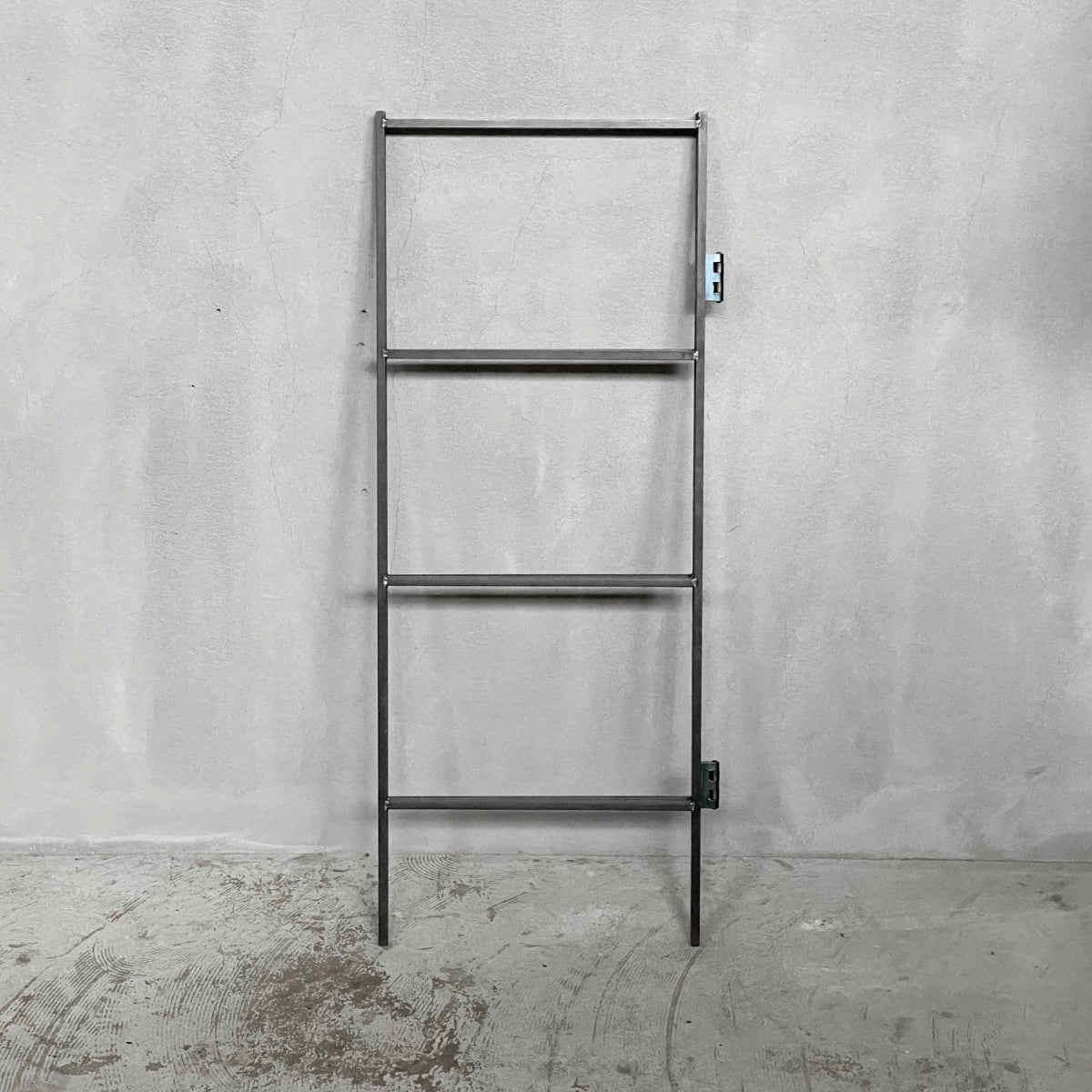 折り畳みシェルフフレーム